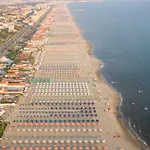 Casa Vittoria 800m From Sea - Happy Форте-дей-Мармі